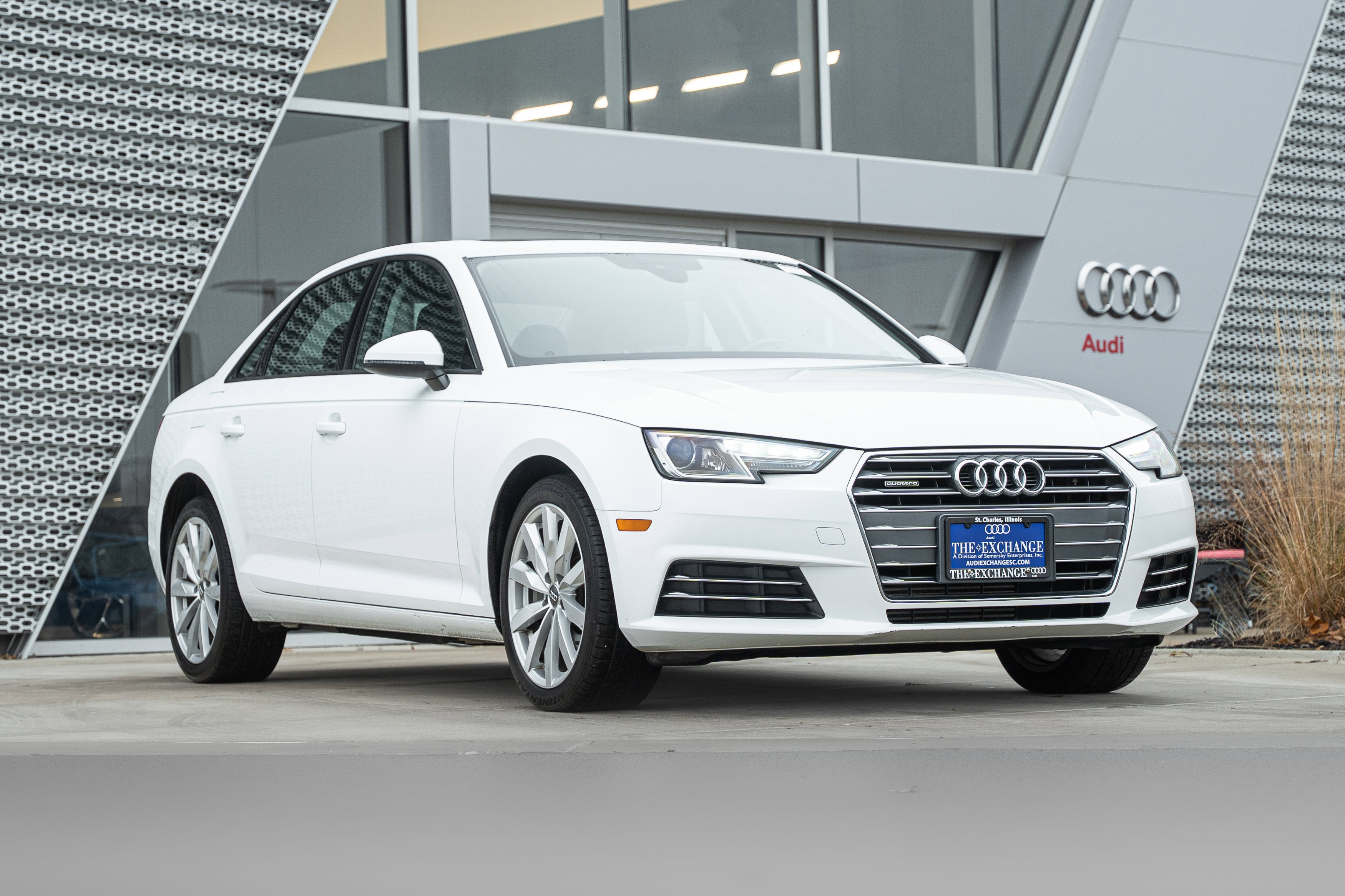 2017 Audi A4 Premium's photo