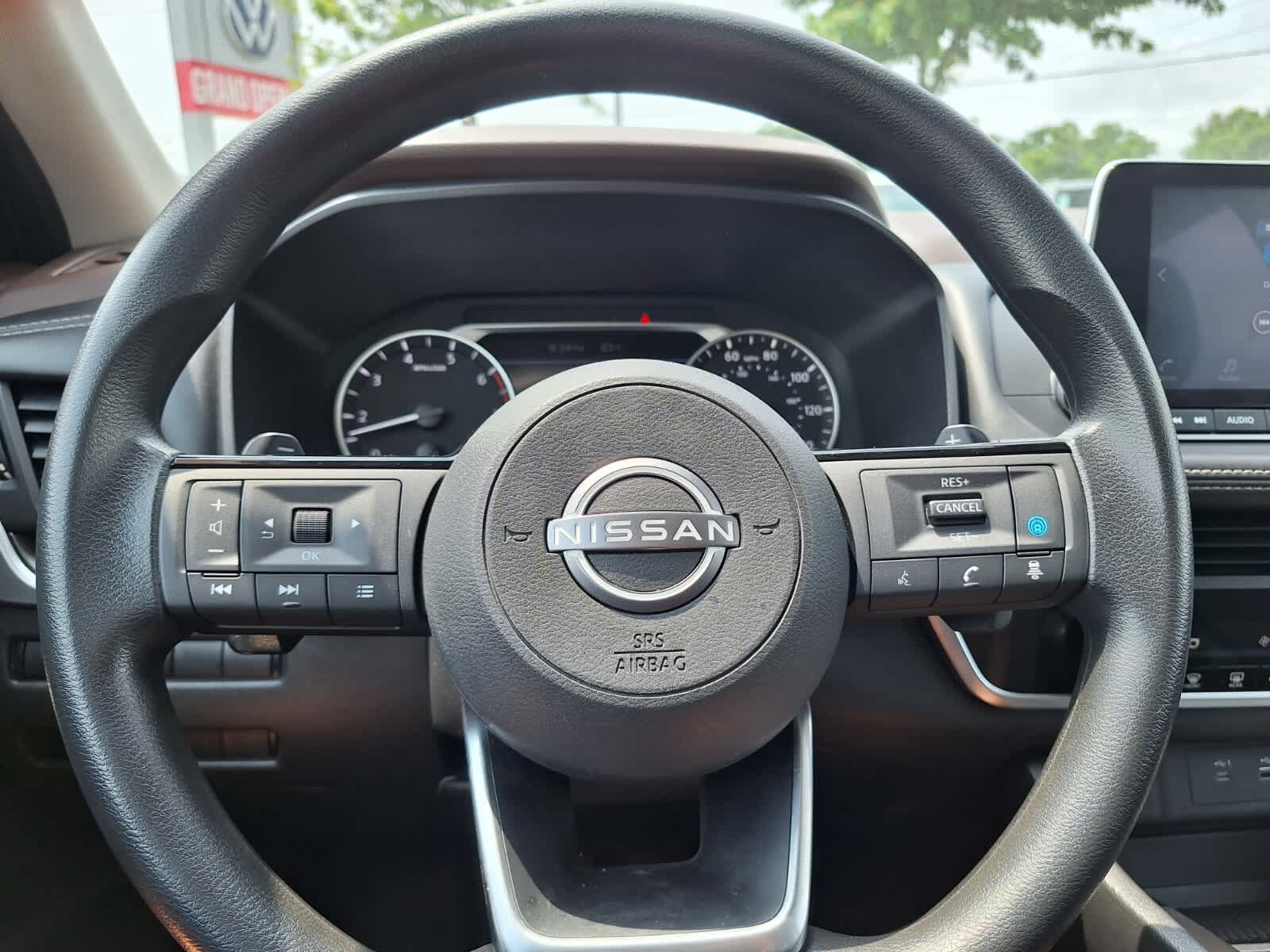 2023 Nissan Rogue SV photo 15