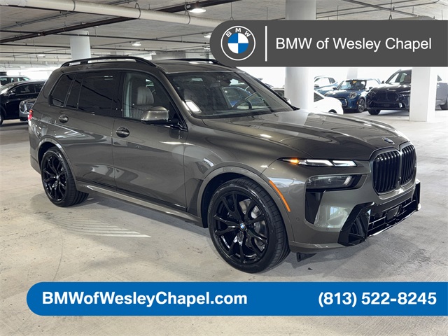 New 2026 Manhattan Green Metallic BMW xDrive40i image 1
