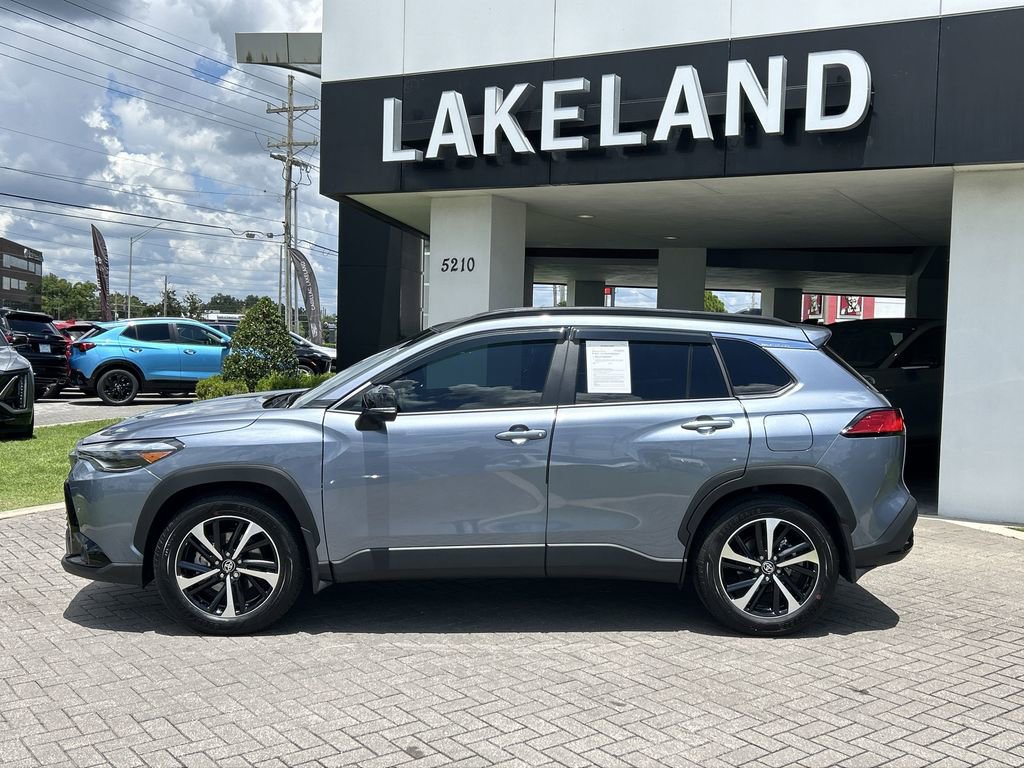 2025 Toyota Corolla Cross Hybrid S photo 3