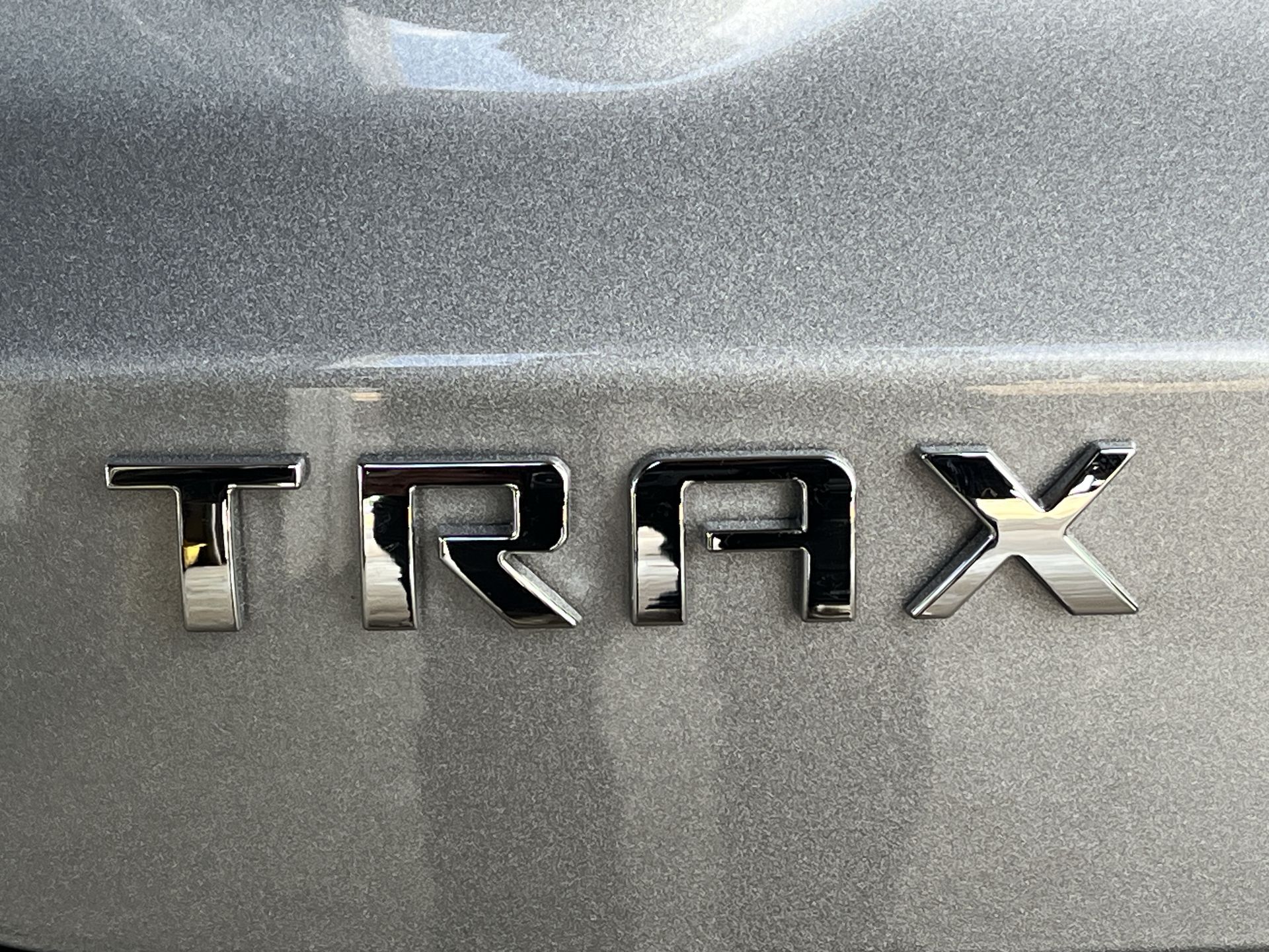 2025 Chevrolet Trax LT photo 21
