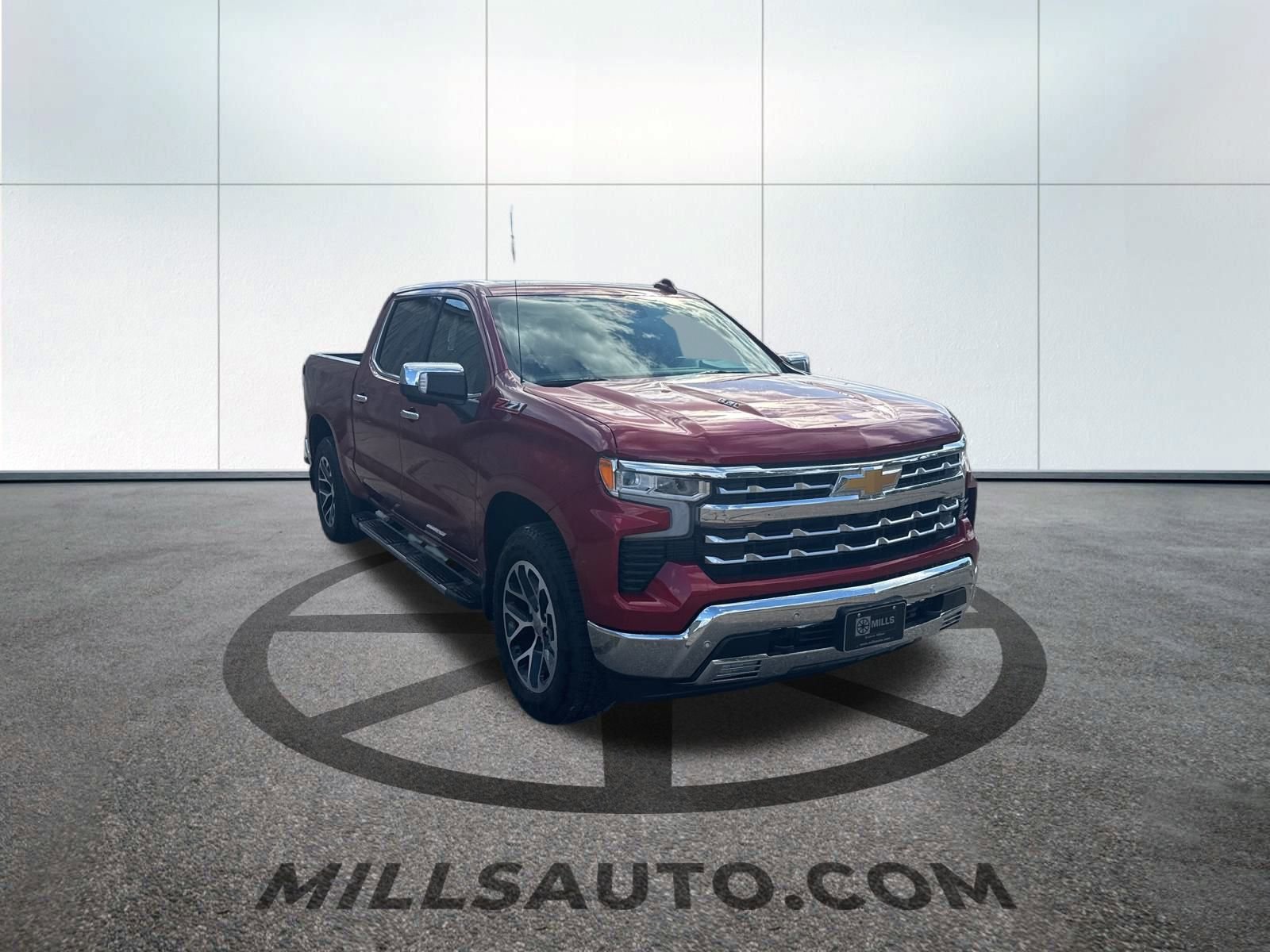 2024 Chevrolet Silverado 1500 LTZ photo 3