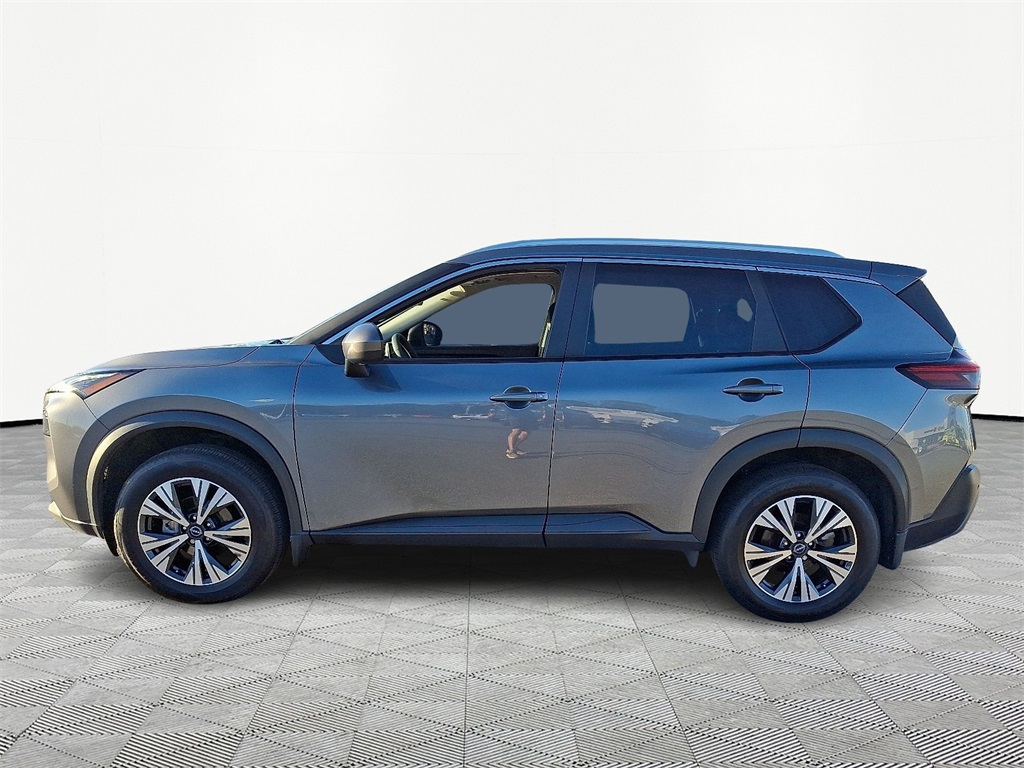 2023 Nissan Rogue SV photo 4
