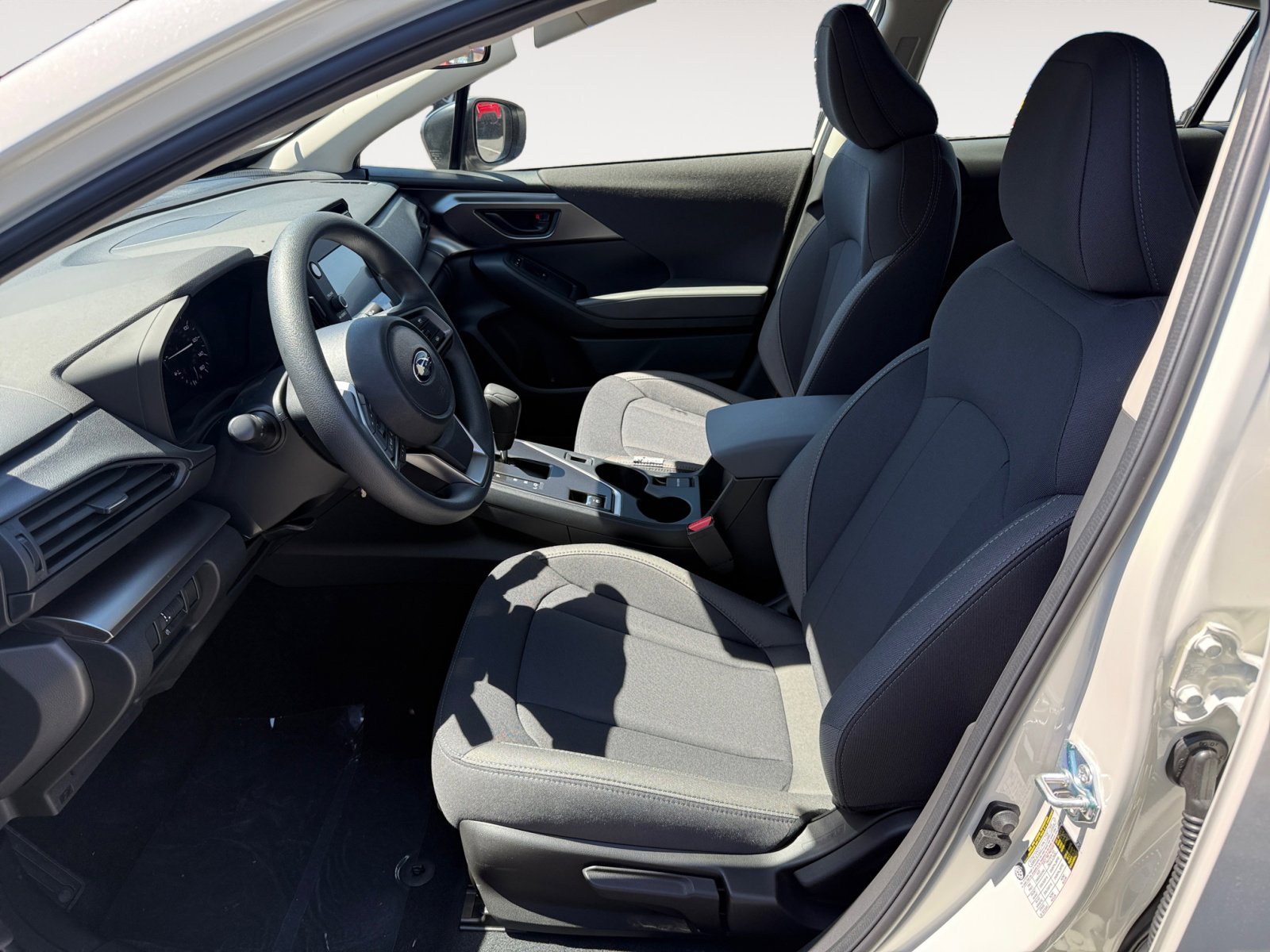 2025 Subaru Impreza Base photo 10