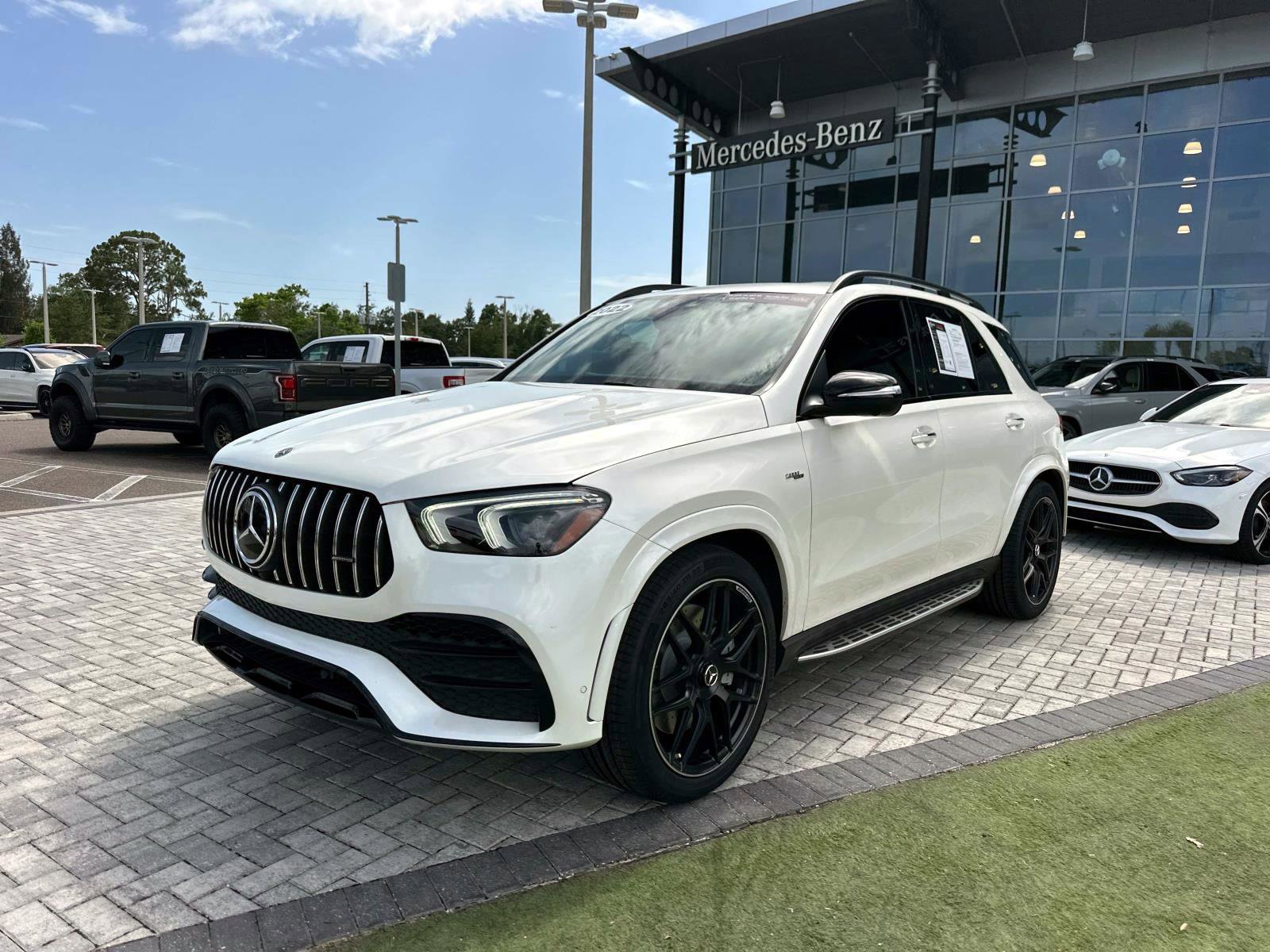 2022 Mercedes Benz GLE 53 AMG photo 2