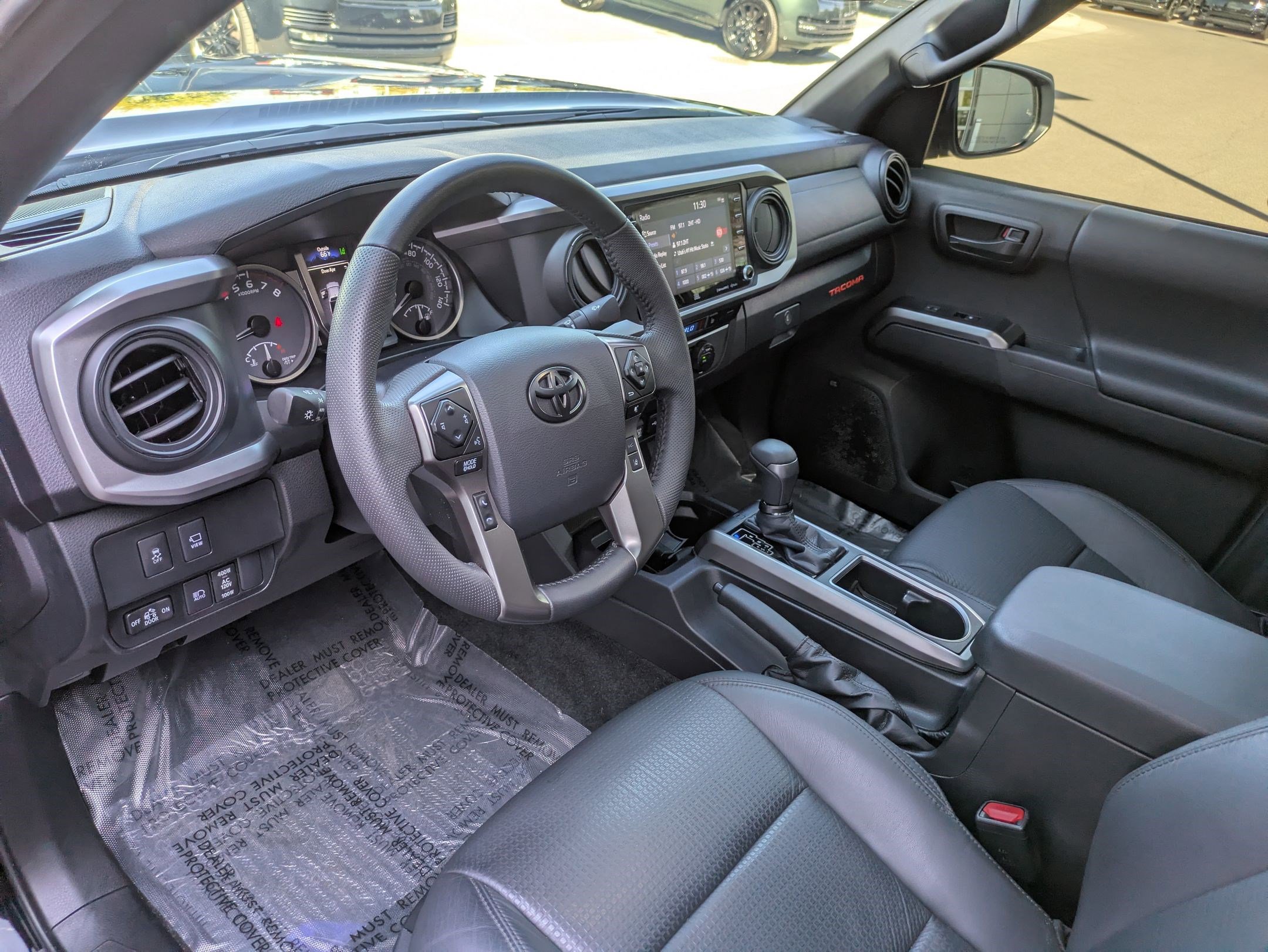 2023 Toyota Tacoma Limited photo 13
