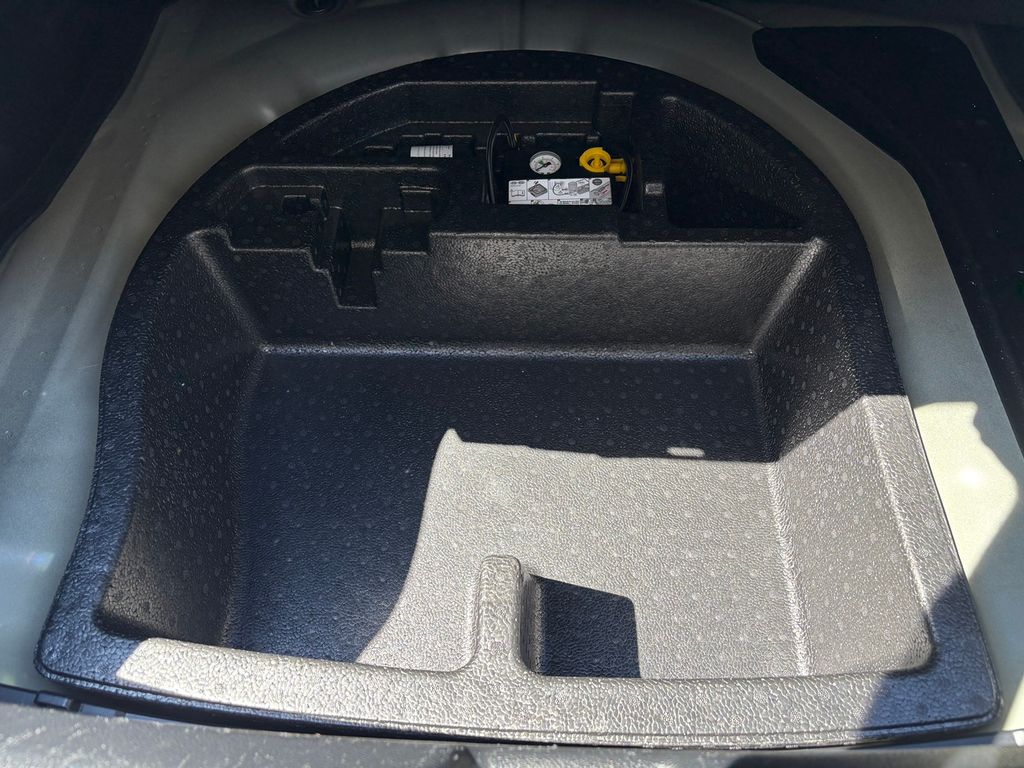 2023 Kia Forte LXS photo 30