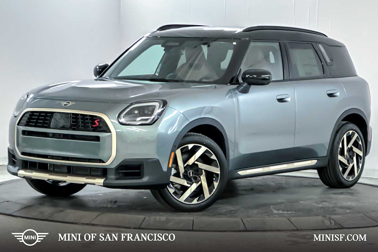 2026 MINI Countryman S's photo
