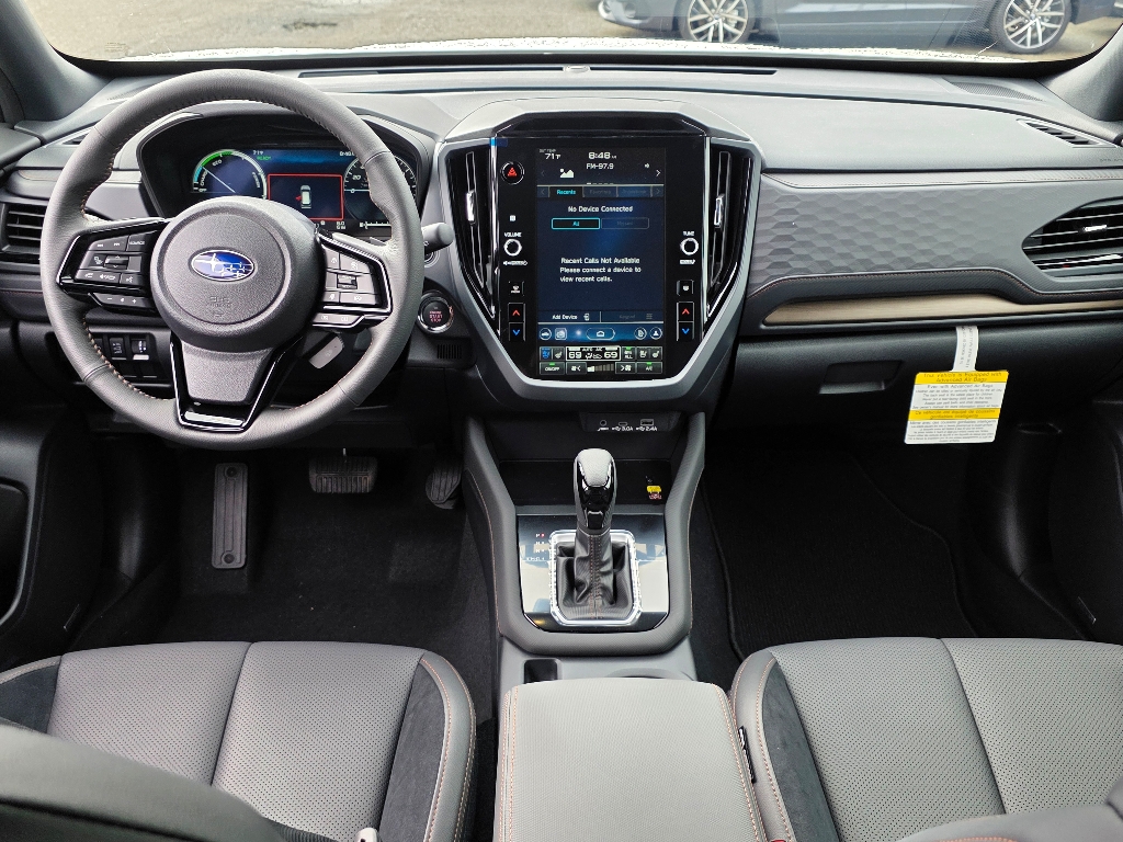 2025 Subaru Forester Touring photo 2