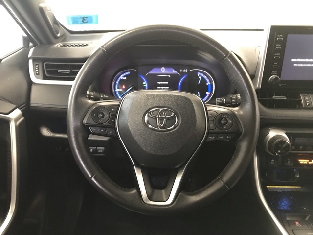 2021 Toyota RAV4 Hybrid XSE photo 17