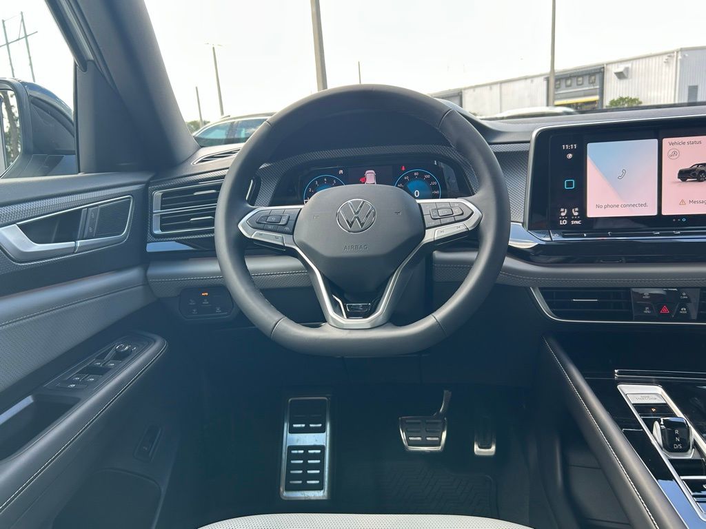 2026 Volkswagen Atlas Cross Sport SEL R-Line photo 44