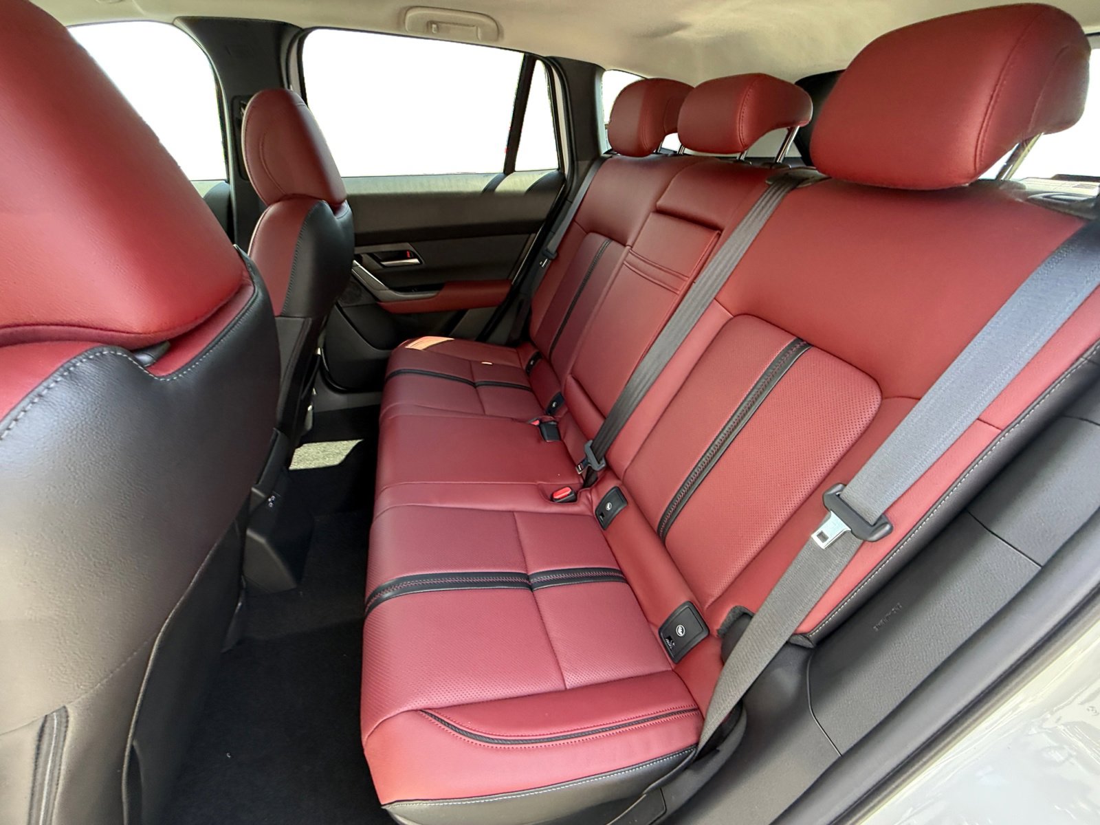 2025 Mazda CX-50 Premium photo 16