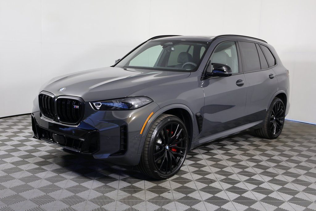 2026 BMW X5 M60i's photo