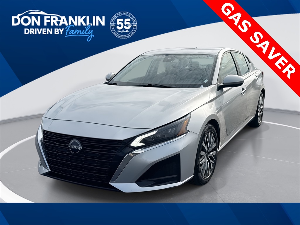 2023 Nissan Altima SV's photo