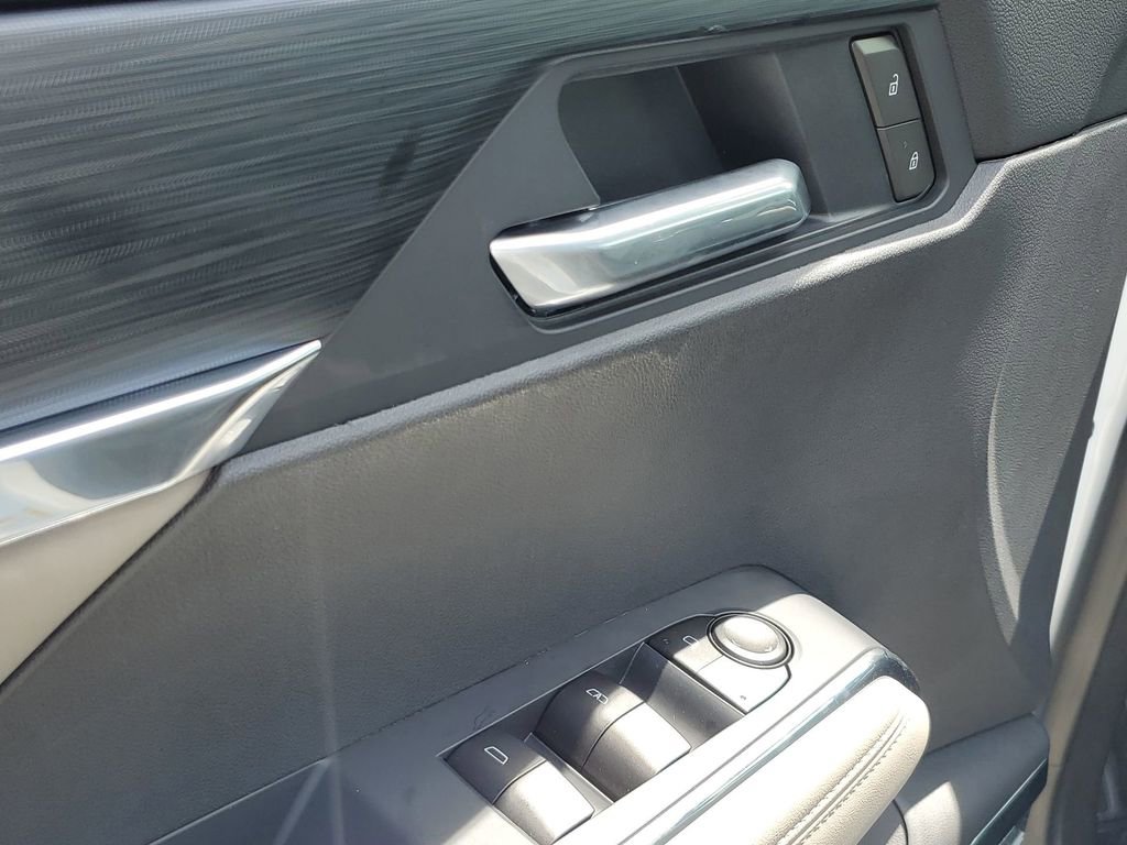 2026 Gmc Acadia Elevation photo 38