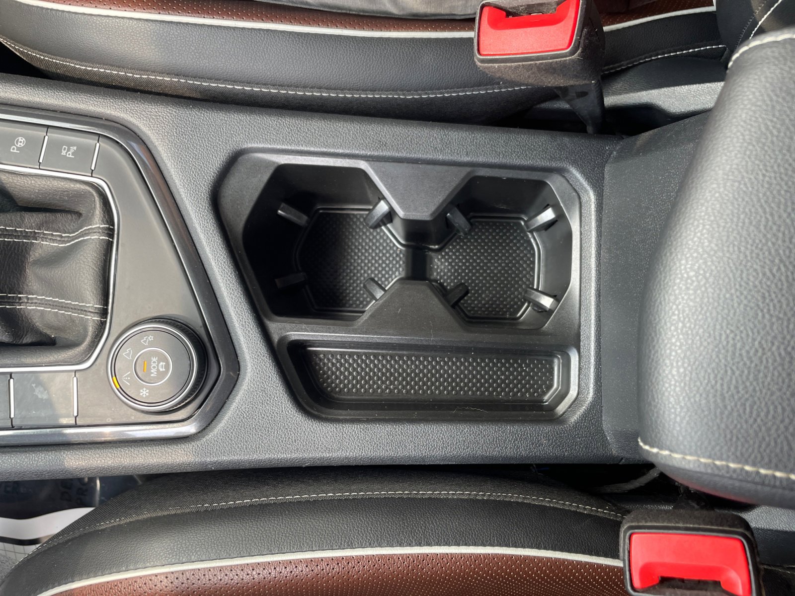 2023 Volkswagen Tiguan SEL R-Line Black photo 25