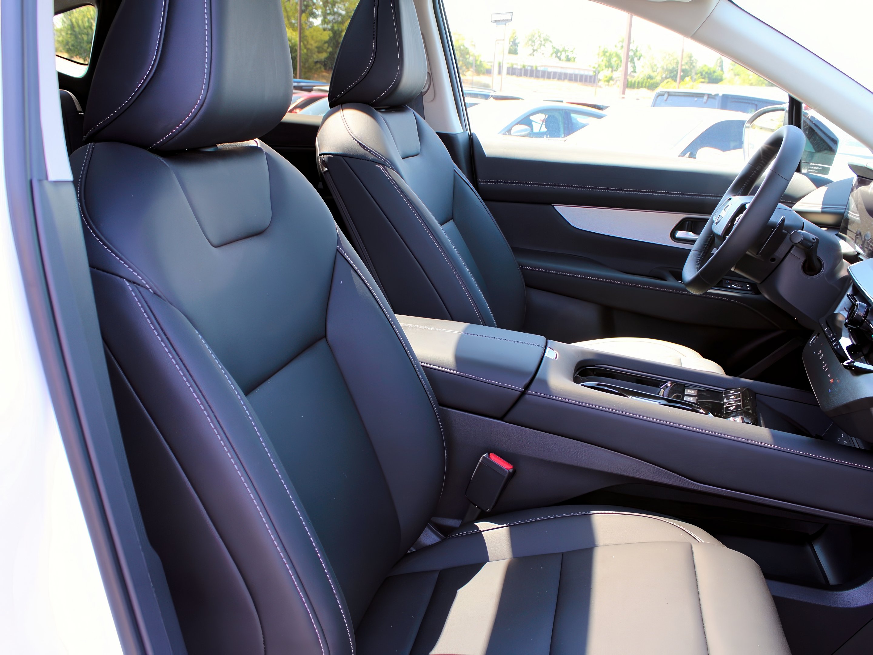 2025 Nissan Murano SL photo 20