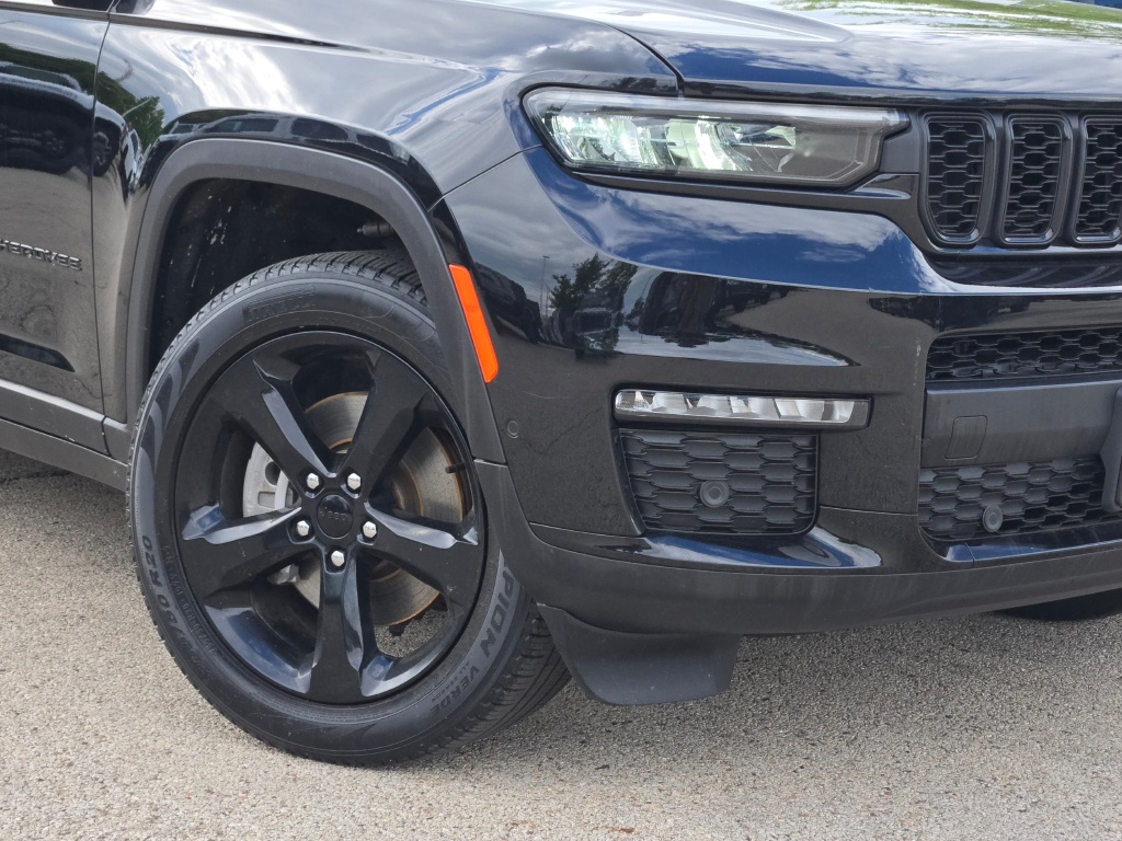 2022 Jeep Grand Cherokee Limited photo 3