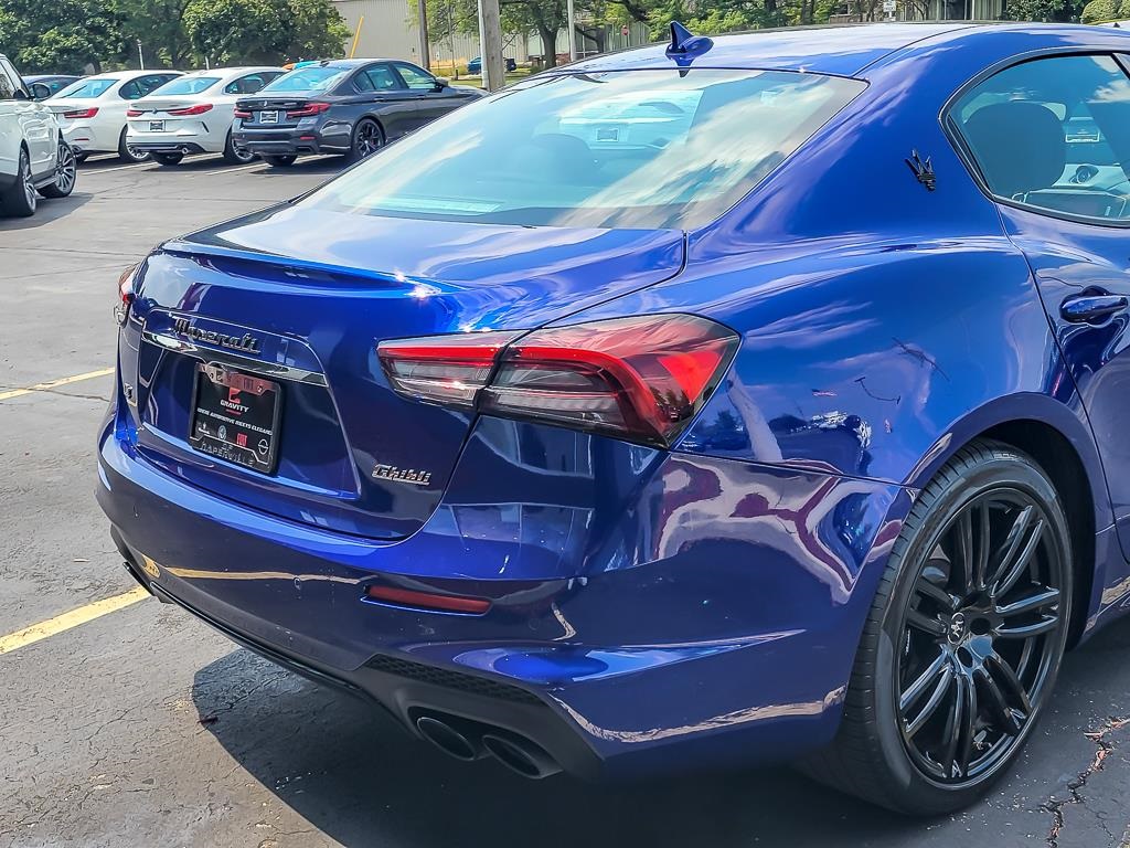 2023 Maserati Ghibli Modena Q4 photo 6