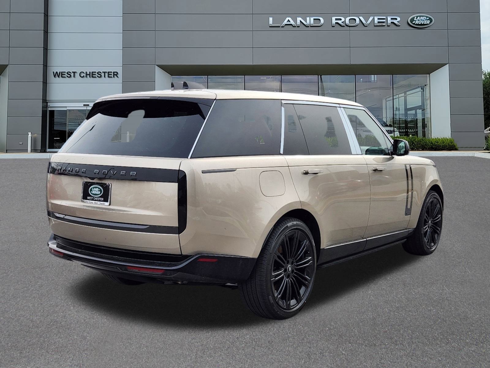 2025 Land Rover Range Rover Autobiography photo 4