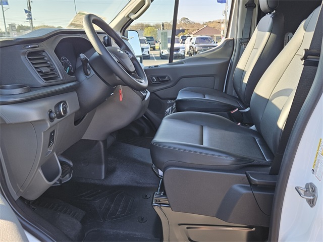 2025 Ford Transit Cargo Van photo 6