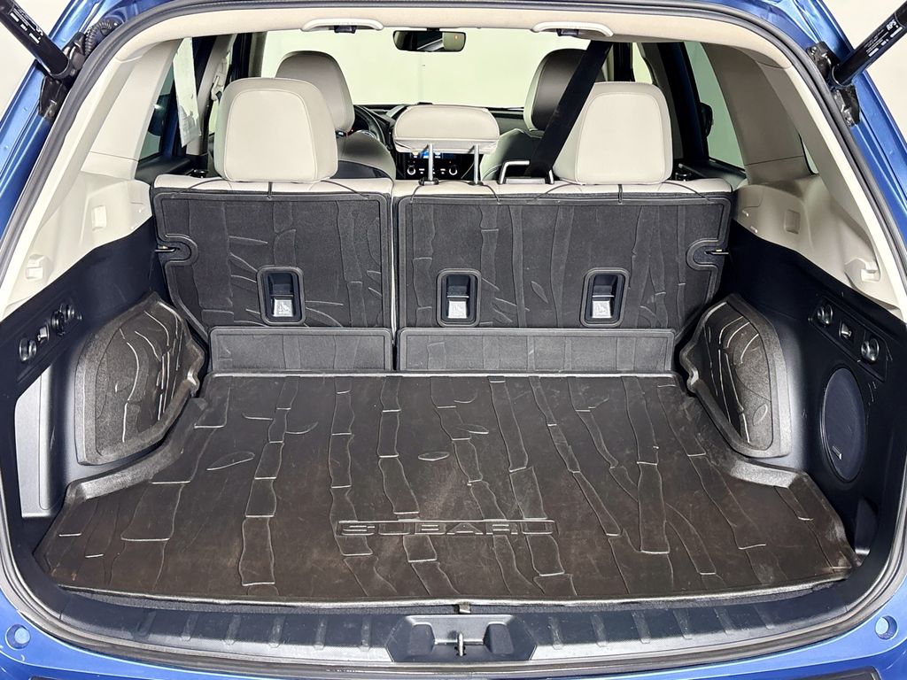 2022 Subaru Forester Limited photo 21
