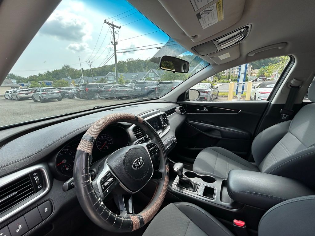 2019 Kia Sorento LX photo 10
