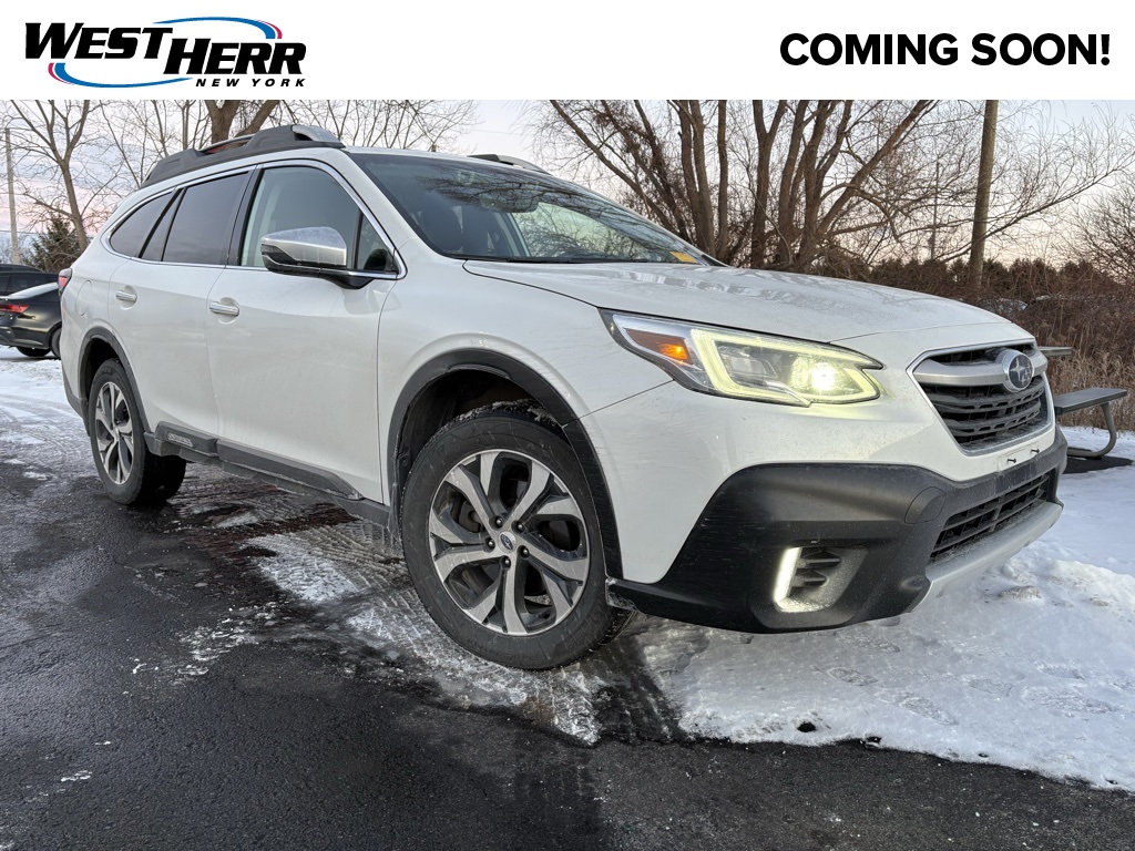2022 Subaru Outback Touring's photo