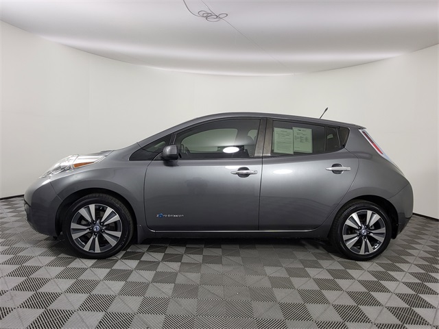 Used 2014 Nissan LEAF SL with VIN 1N4AZ0CP2EC334948 for sale in Highlands Ranch, CO