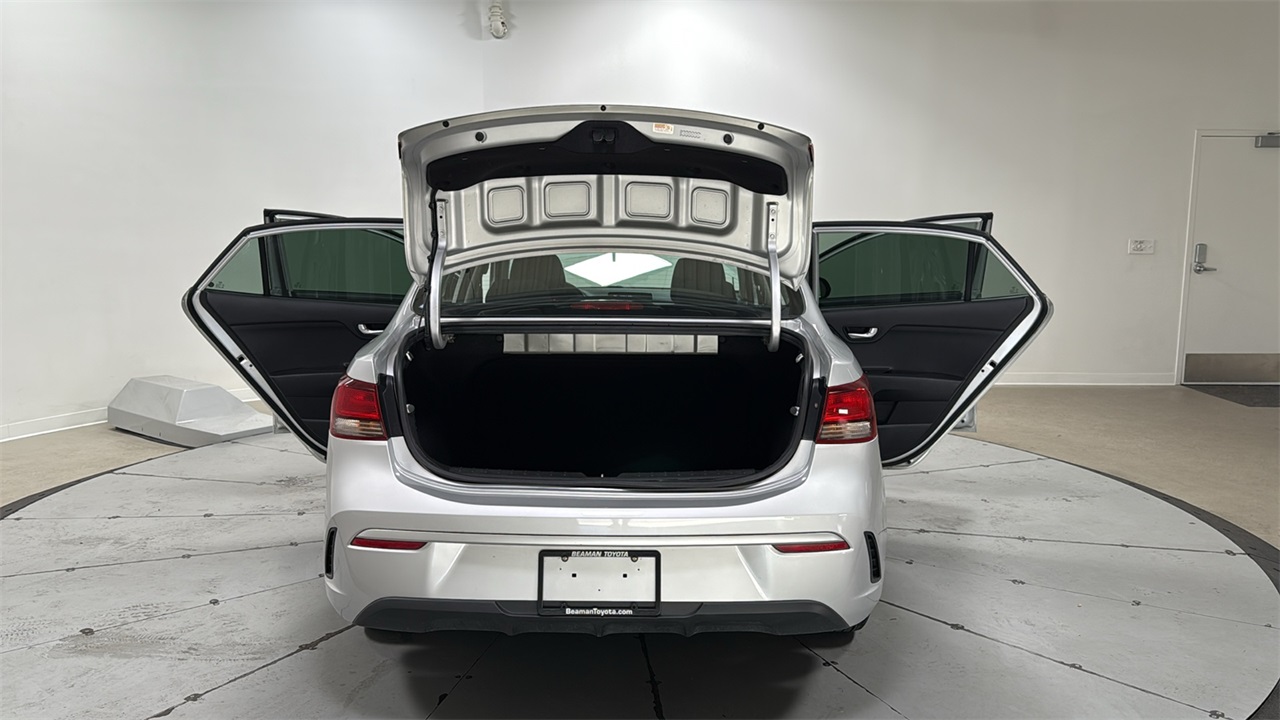 2021 Kia Rio LX photo 16
