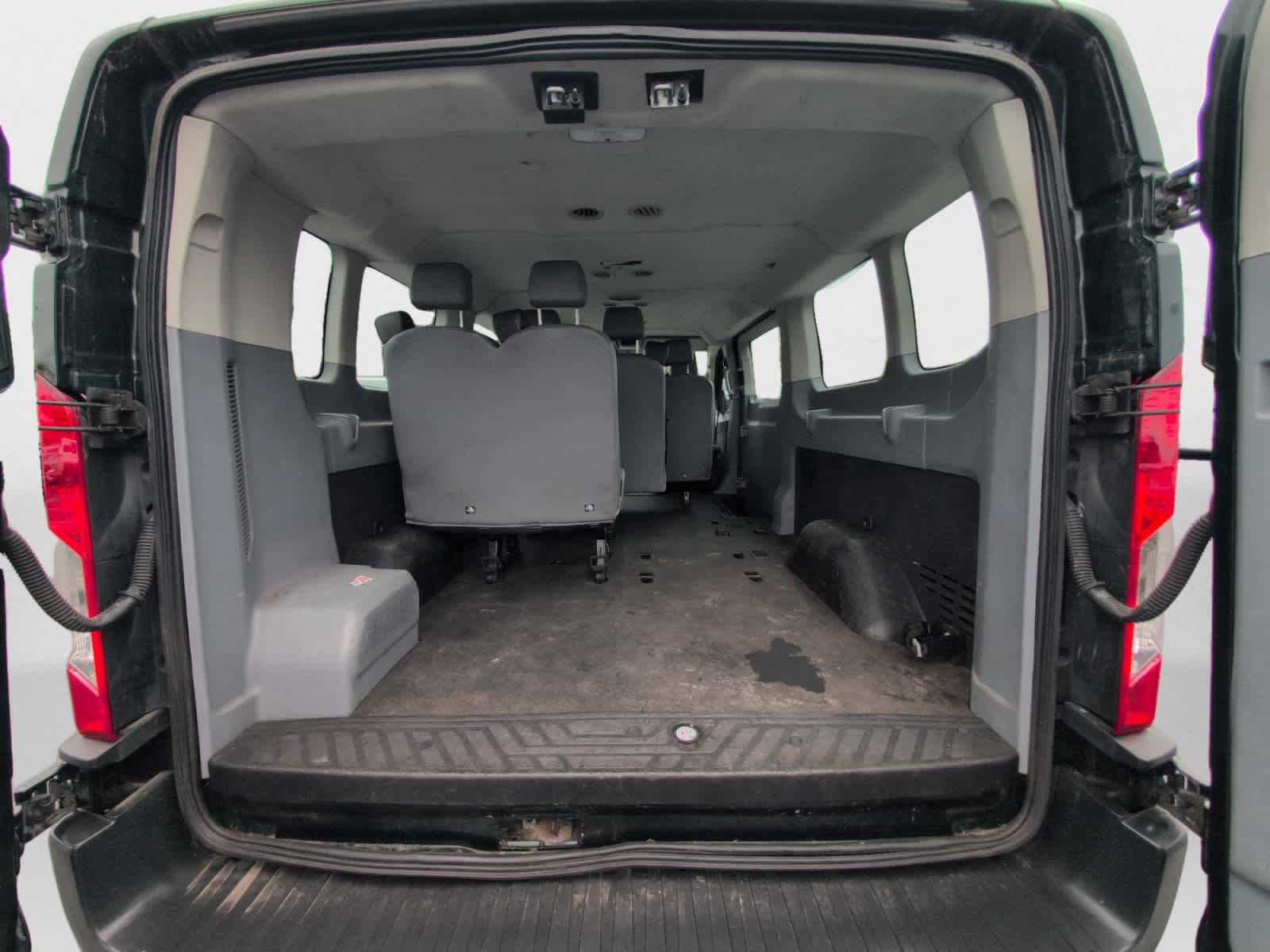 2015 Ford Transit XL photo 17