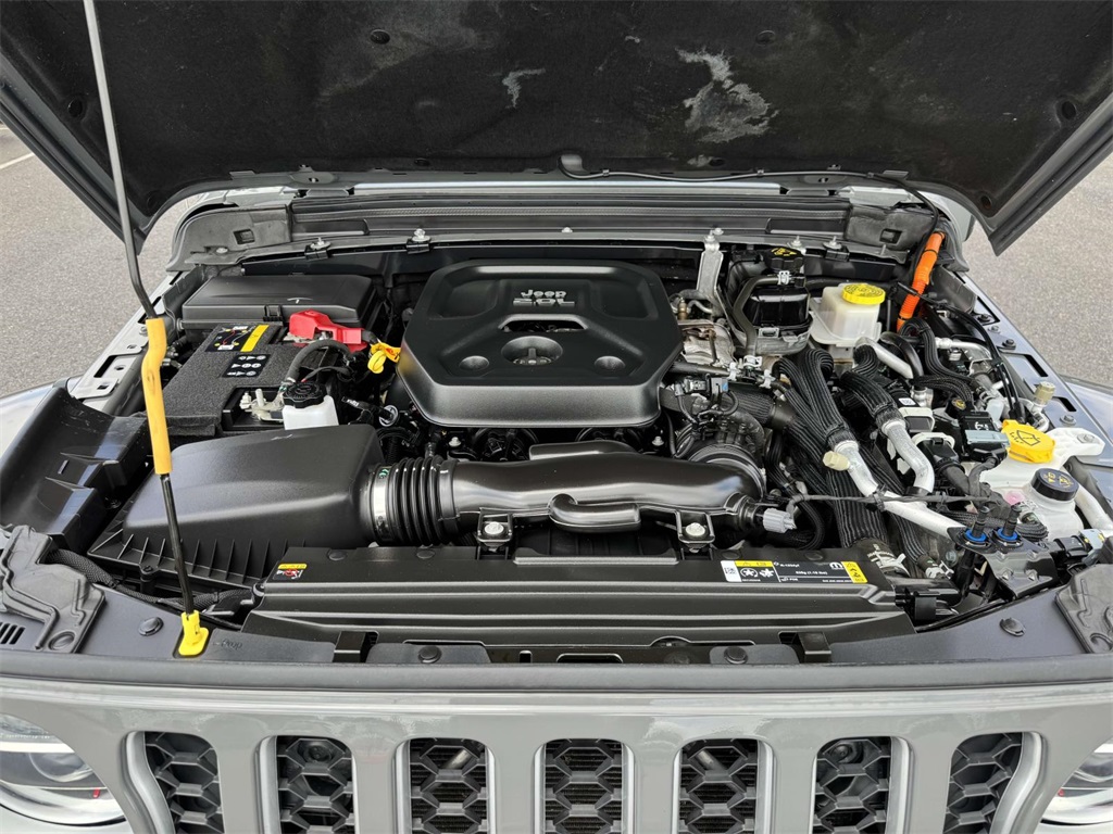 2022 Jeep Wrangler Unlimited Sahara 4xe photo 11