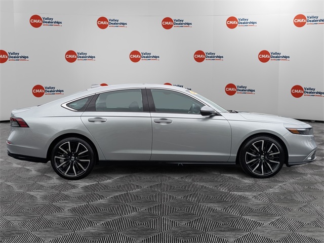 2024 Honda Accord Hybrid Touring photo 4