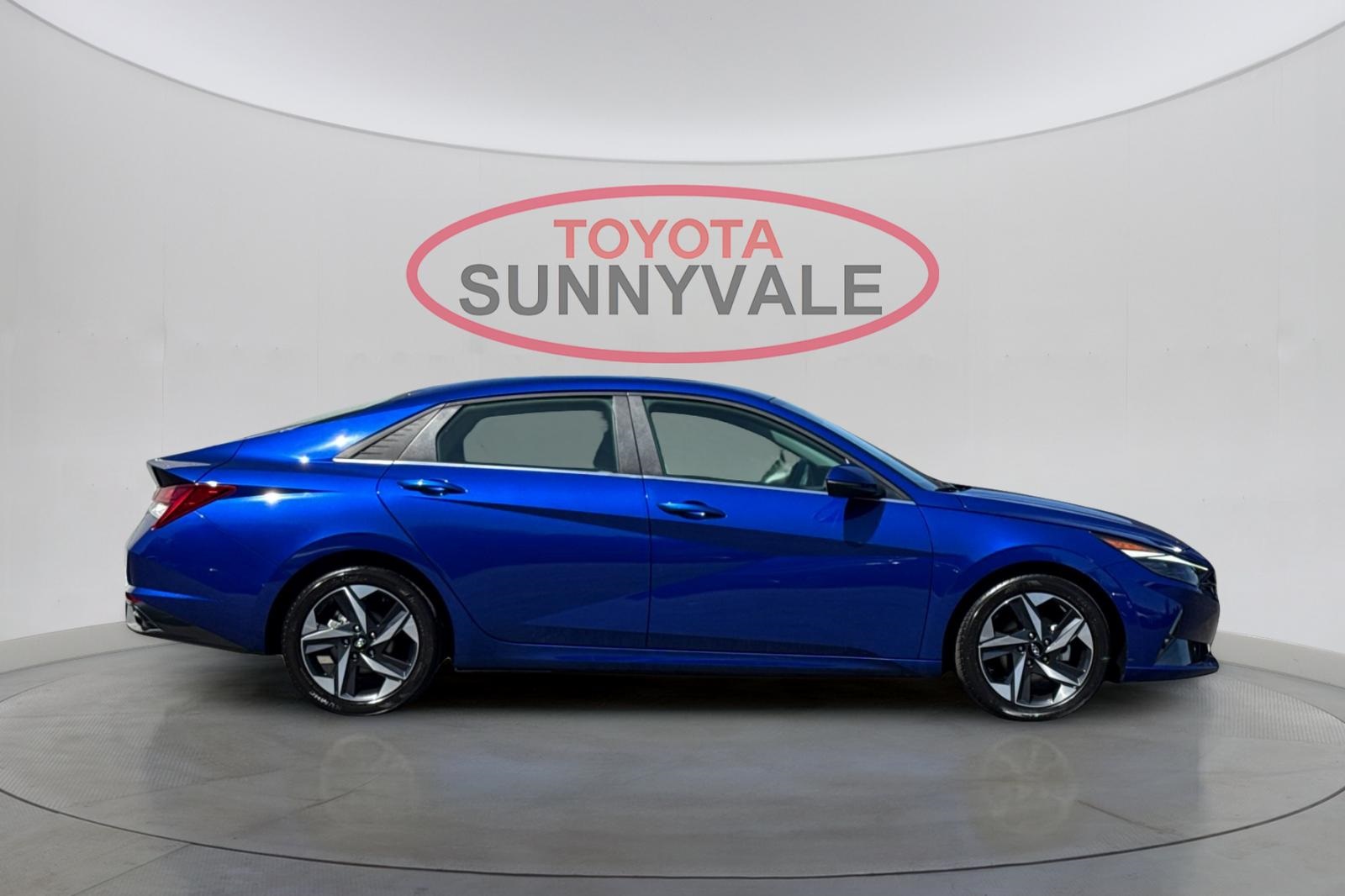 2023 Hyundai Elantra Limited photo 8