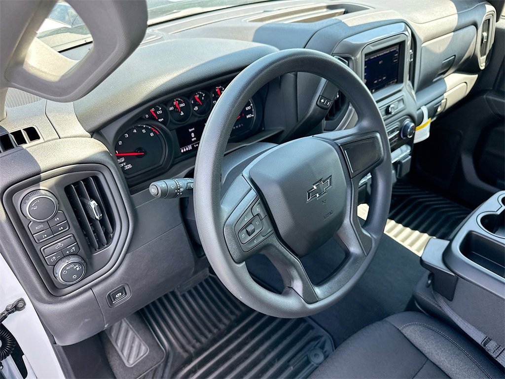 2025 Chevrolet Silverado 1500 Custom Trail Boss photo 6
