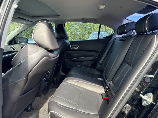 2018 Acura TLX SH-AWD Advance photo 11