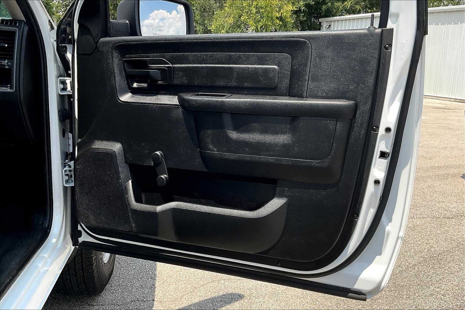 2018 Ram 2500 Tradesman photo 15