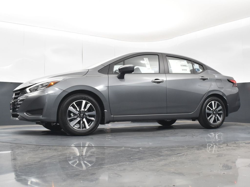 2025 Nissan Versa 1.6 SV photo 36