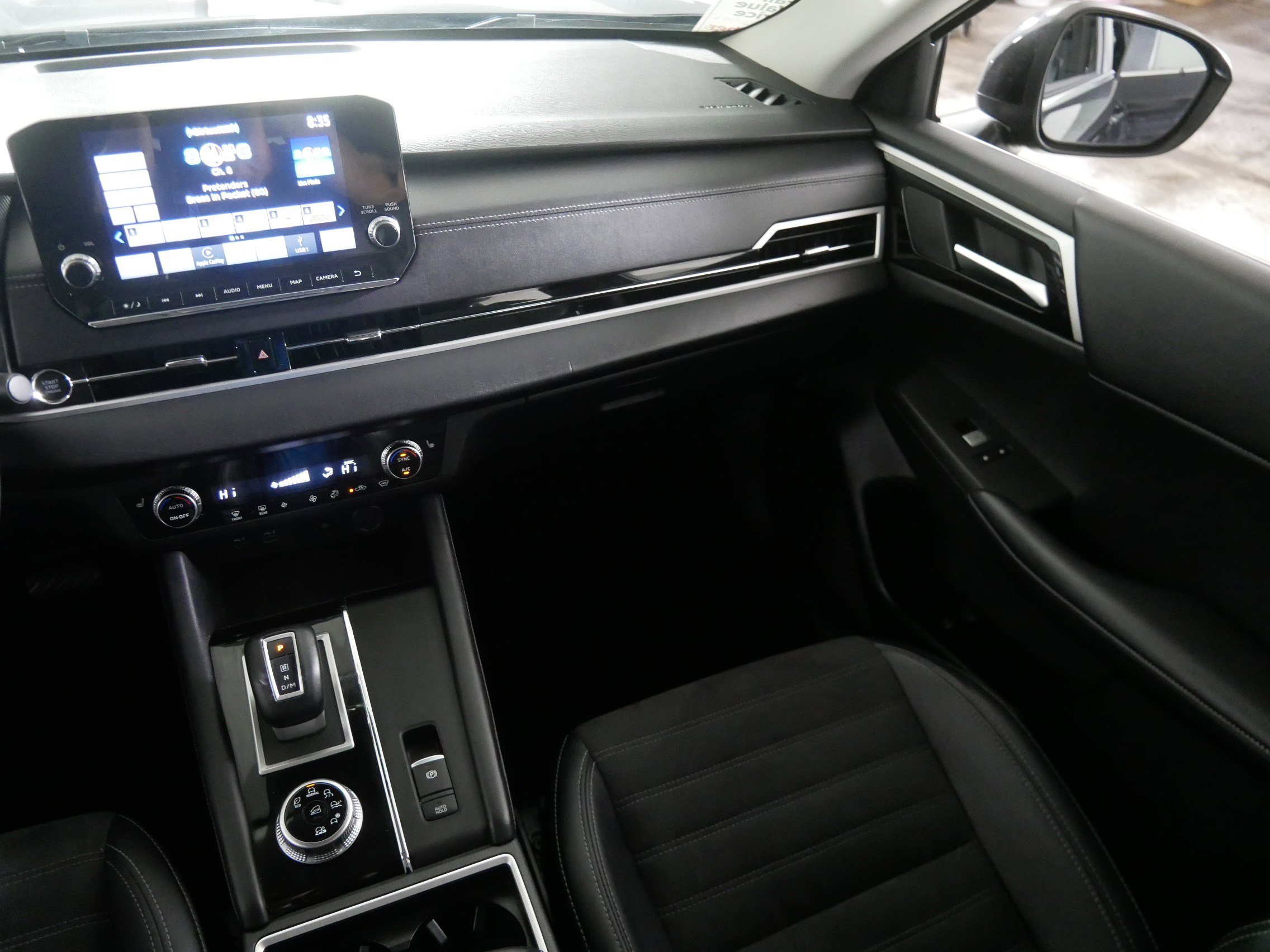 2024 Mitsubishi Outlander SE photo 11