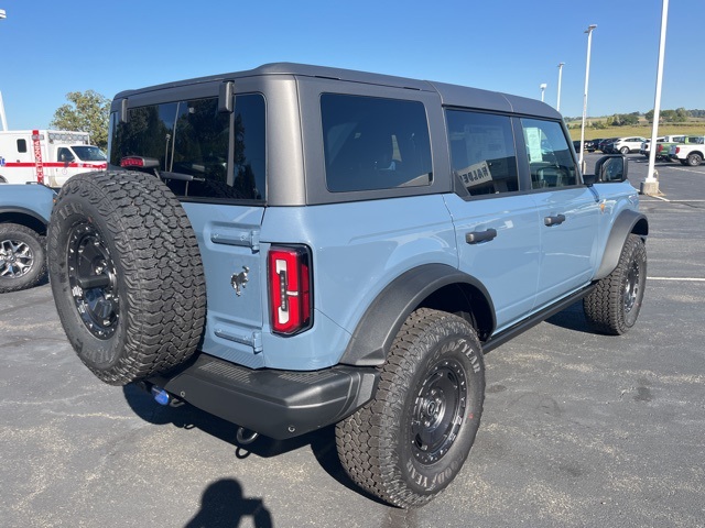 2025 Ford Bronco Badlands photo 4