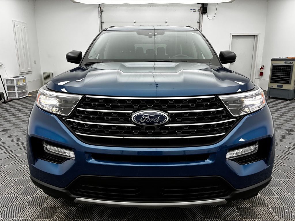 2023 Ford Explorer XLT photo 11