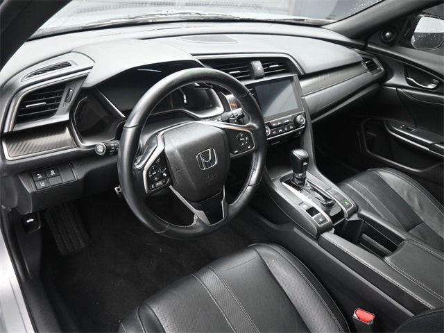 2019 Honda Civic Sport Touring photo 18