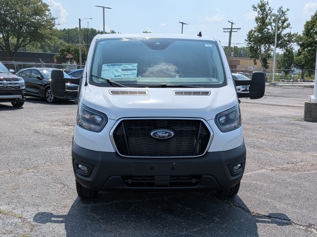 2025 Ford Transit photo 2