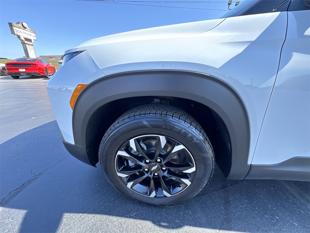2022 Chevrolet Trailblazer LT photo 9