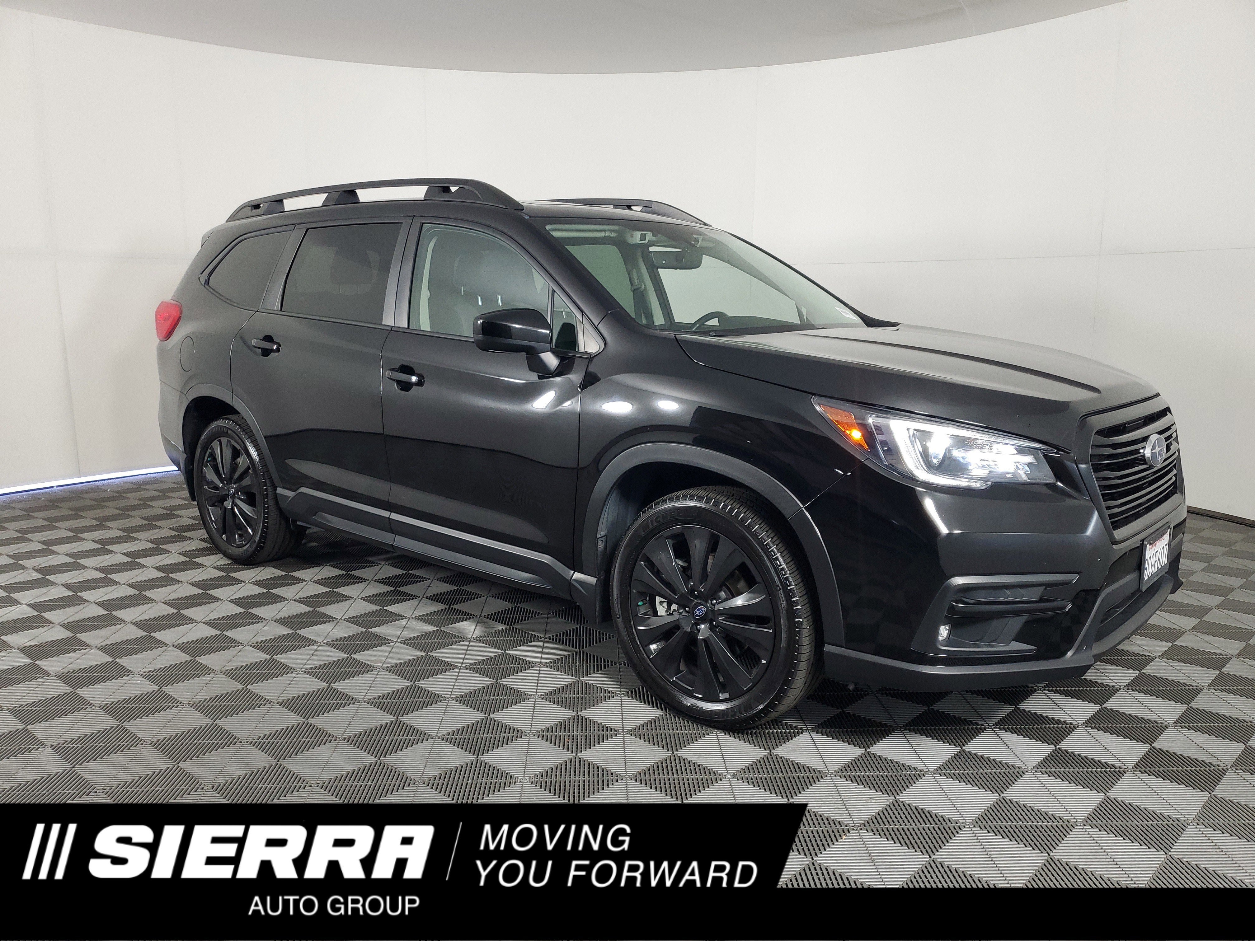 Used 2022 Crystal Black Silica Subaru Onyx Edition image 1