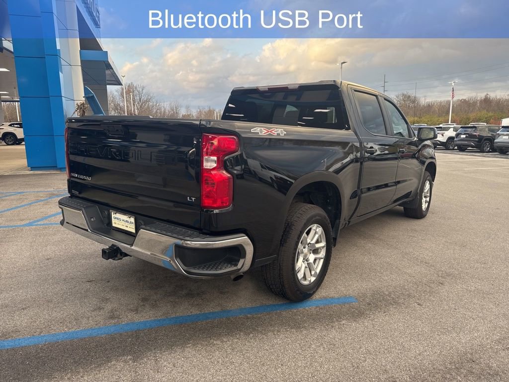 2022 Chevrolet Silverado 1500 LT photo 3