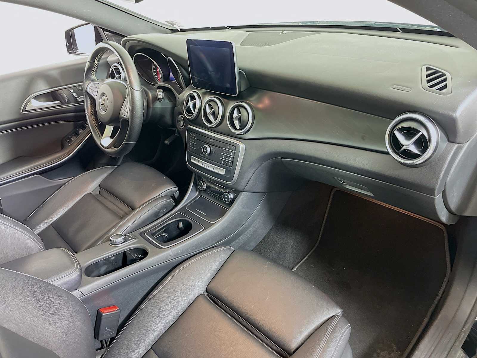 2018 Mercedes Benz CLA 250 4MATIC photo 26