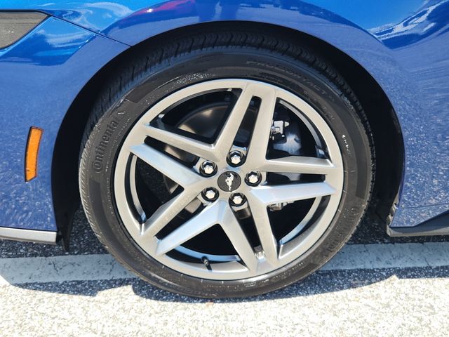 2024 Ford Mustang EcoBoost Premium photo 3
