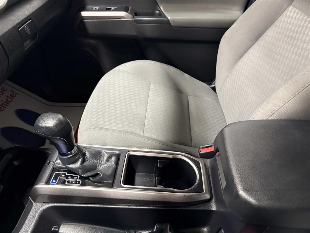2023 Toyota Tacoma SR5 photo 25