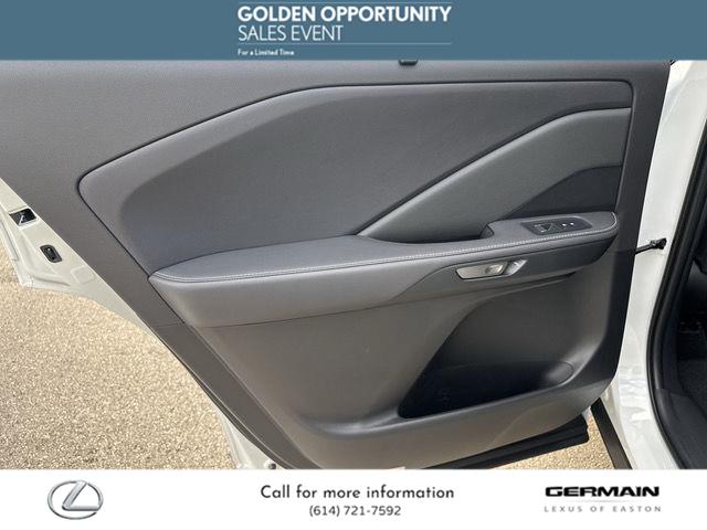 2025 Lexus TX 500h F SPORT Performance Premium photo 11